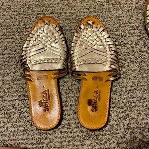 Sbicca light pink metallic leather sandals. Size 9 Gently worn.